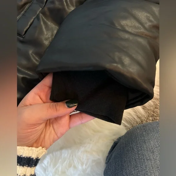 Avec Les Filles Faux-Leather Puffer Coat size medium EUC - Picture 9 of 12